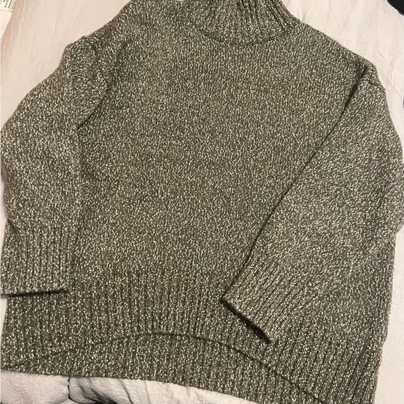 H&M Sweaters - H&M Olive Green Women's Sweater